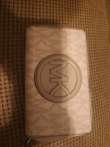 MICHAEL KORS BRYNN MEDIUM MESSENGER BALLET ROSA BIANCO PELLE NUOVO - Foto 1 di 3