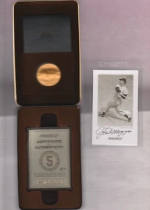 1993 Pinnacle Joe DiMaggio Tin Set With Autograph #1015 - Picture 1 of 6