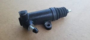 U060 para Unimog MB Trac 700 800 900 1000 1100 cilindro receptor OM314/352/364 - Imagen 1 de 7