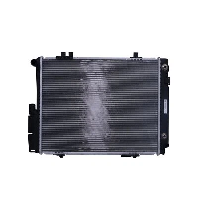 NEW 470 Radiator for Mercedes-Benz 190E 1987 1988 1989 1990 1991 1992 1993 2.6L - Image 1 of 2