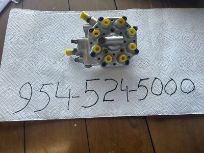 DISTRIBUIDOR DE COMBUSTIBLE ROLLS ROYCE SILVER SPIRIT RECONSTRUIDO DE 1989 A 1993 Foto 1 de 4