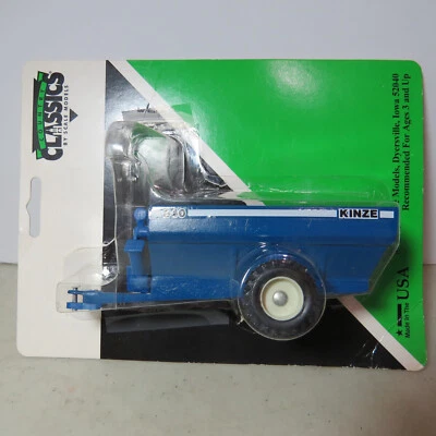 Modelli in scala Kinze 840 rimorchio per cereali fattoria Progress Show USA 1/64 KZ-FB1802P-B - Immagine 1 di 4