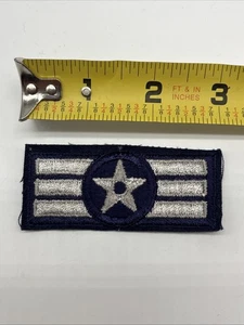 "Parche de rango de aviador senior de la Fuerza Aérea Militar de los Estados Unidos Insig E-4 azul gris 3"" corte SrA" - Imagen 1 de 4