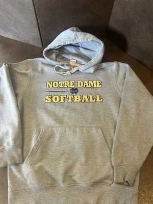 Notre Dame Softball Hoodie Womens medium-Large Gray Hooded . Go Irish!  - Image 1 of 4
