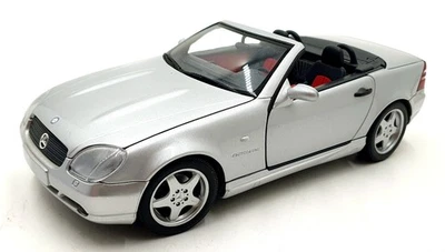 UT 1/18 Scale 101025C - Mercedes-Benz SLK AMG - Silver - Image 1 of 4