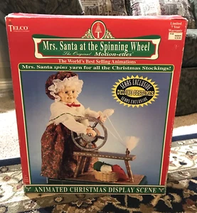 Animated Mrs. Santa Claus  at the Spinning Wheel Works Christmas Electric - Picture 1 of 13