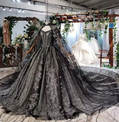 Gorgeous Black Lace Camisole Wedding Dress with Heart-shaped Collar Royal Drag - Image 1 of 4