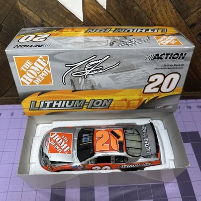 #20 Tony Stewart Home Depot Litio-Ion 2005 Monte Carlo escala 1:24 con caja Foto 1 de 4