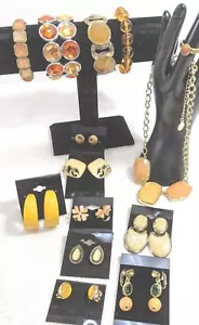 Lote de Joyas Naranja Amarillo Crema Collar Pendientes Pulseras Anillo Barse De Colección NOTA - Imagen 1 de 20