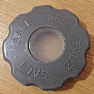 Hanseatic Geschirrspüler HGTI6082C14T7735 ES /  Zubehörteil Regeneriersalzdeckel - Bild 1 von 3