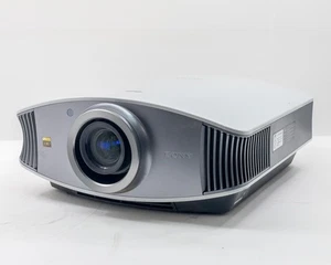 Sony VPL-VW50 SXRD Full HD Video Projector 1080p Home Theater - Picture 1 of 8