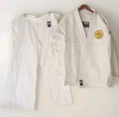 Official Gracie Jiu-Jitsu Brasil Complete Uniform BJJ Gi Kimono Size A3 White - Image 1 of 4