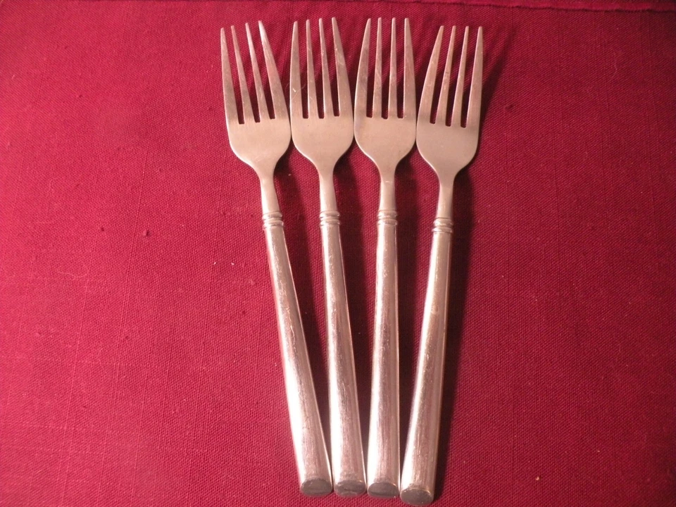 4 tenedores de ensalada Gibson banda vertical punta inclinada 18/10 acero inoxidable 7 1/8" Foto 1 de 4