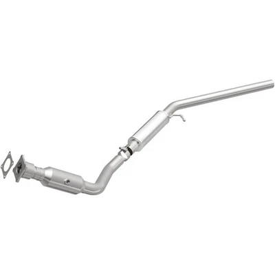49448 Magnaflow Catalytic Converter for VW Chrysler Town & Country and Routan - Image 1 of 4