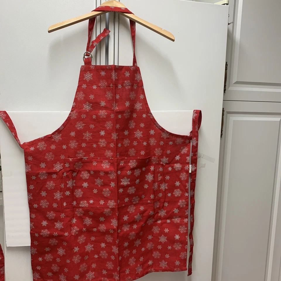 Red Christmas Apron with Snowflakes, 2 Front Pockets & Adjustable Neck Strap - Image 1 of 4