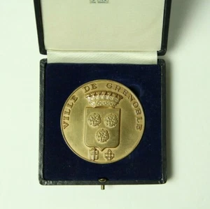 City of De Grenoble France Medal City Crest Lyon Dardilly FIA with Original Box - Picture 1 of 5