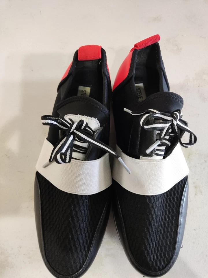 Steve Madden Women's Antics ANTI01AS1 Black Red Sneaker Shoes Size 8 M - Image 1 of 4