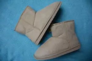 New Mooloola Short Cream Sherpa SHUGG BOOT WOMENS Size 11 Microsuede BRAND NEW - Picture 1 of 1