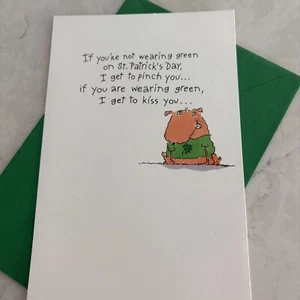 Tarjeta de felicitación de deseos de feliz día de San Patricio con sobre American Greetings - Imagen 1 de 3