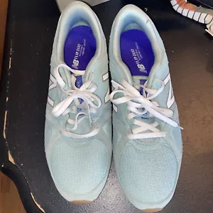New Balance 555 US 9,5B hellblau nieselig weiße Damen-Laufschuhe, - Bild 1 von 10