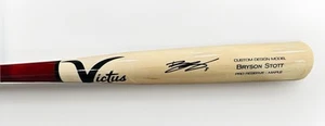 Murciélago Firmado Bryson Stott Firmado por los Filis Bryson Stott Autógrafo Bat Victus Modelo - Imagen 1 de 5