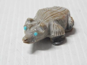 X FINELY CARVED VINTAGE ZUNI INDIAN STONE OTTER / BEAVER FETISH TURQUOISE EYES - Picture 1 of 5