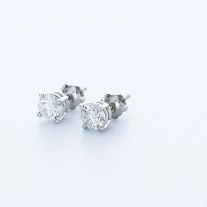 1.3CT LAB-CREATED DIAMONDS E/VVS1 ROUND CUT 14K WHITE GOLD 4-PRONG CLASSIC STUDS - Picture 1 of 3