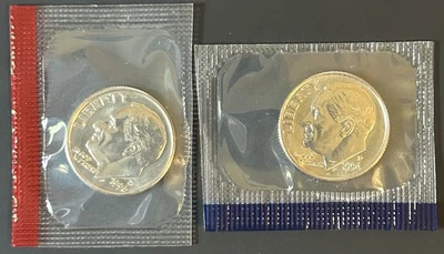1996 P & D Roosevelt Dime TWO Coins from US Mint Uncirculated Set Cello BU (1o3) - Image 1 of 4