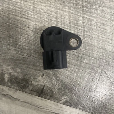 2005-2014 Subaru AT Vehicle Speed Sensor Impreza Forester Outback 31937AA071 OEM - Image 1 of 4