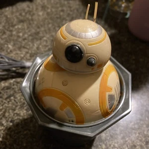 Disney's Star Wars BB-8 USB Car Charger - 2 USB Ports, Light, Motion - Picture 1 of 8