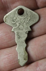 Old Antique Script Ford Model "T" Automobile Key #63 - Picture 1 of 3