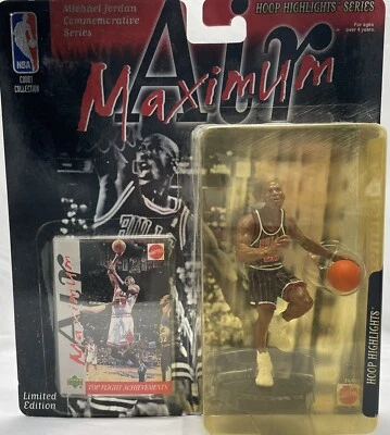 1999 Michael Jordan Air Maximum "Hoop Highlights Series" Figure + Card (24541) - Image 1 of 4
