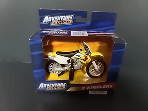 NEW Suzuki RMZ 250 Motocross Bike Dirtbike Adventure Force 1:18 Replica Die Cast - Picture 1 of 13