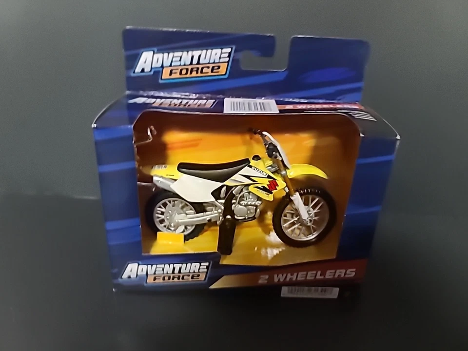 Maisto Honda CBR 600 F4 Motorcycle 1/18 Scale Die Cast Model