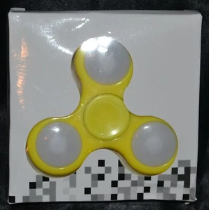 Núcleo Amarillo LED Iluminación Calmante Juguetes Spiner Figet Spiner Raver Juguete Raves NUEVO - Imagen 1 de 5