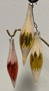 3 MICA GOLDEN YELLOW Red ICICLE Vintage GLASS Christmas Tree Ornament Snow Cap - Picture 1 of 6
