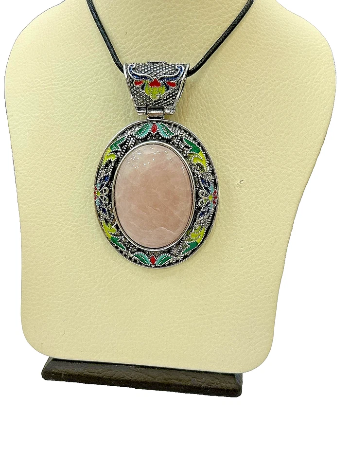 Colgante de cuartos de rosa Foto 1 de 1