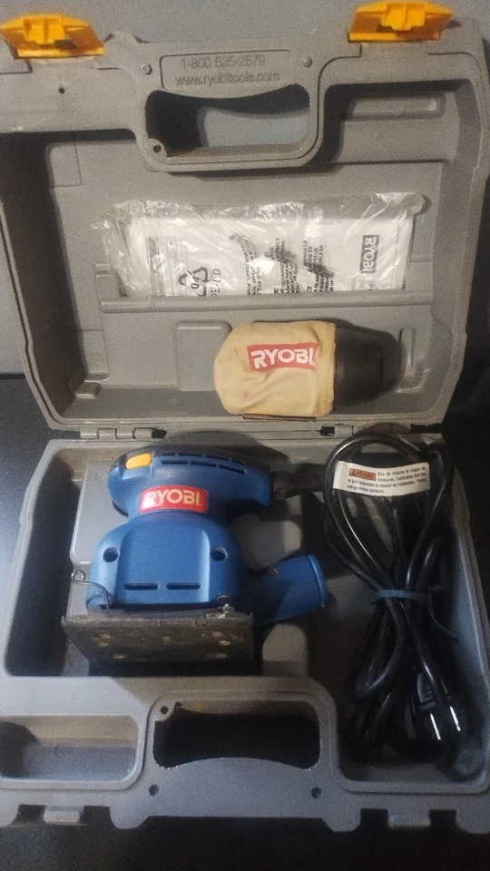 Шлифовальный станок Ryobi 1/4 с чехлом для переноски - Изображение 1 из 4