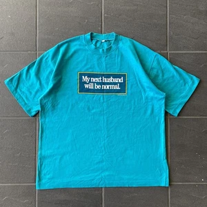 Camiseta gráfica Undercover Wear “My Next Husband Will Be Normal” talla XL 90s - Imagen 1 de 12