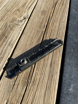 Height Adjuster FRONT Seat Belt Shoulder Harness Jeep Cherokee XJ 1997-2001 - Imagem 1 de 4