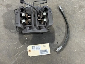 PINZA DE FRENO TRASERA IZQUIERDA LADO CONDUCTOR PORSCHE CAYENNE 9Y0 19-23 NEGRA OEM - Imagen 1 de 9