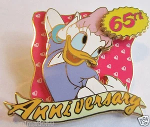 Disney WDW Daisy Duck 65th Anniversary Pin ** - Bild 1 von 2