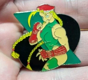 Cammy Street Fighter Metal Pin Badge Japanese Capcom Vintage Pin - Picture 1 of 1