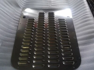 Kit de refrigeración RodLouvers con campana de aluminio con persianas Jeep Renegade - Imagen 1 de 7