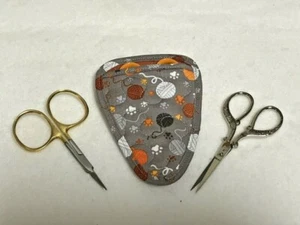 Cute YARN & PAWS Quilted cotton embroidery needlework scissor holder  - Picture 1 of 2