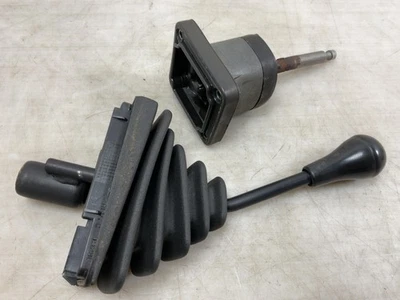 Jeep TJ Wrangler NV3550 Manual Transmission Shifter wBase Tower 2000-2004 054428 - Image 1 of 4