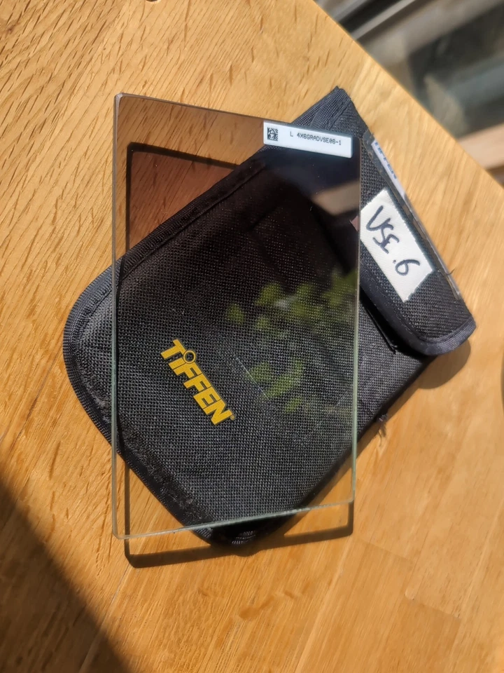 Tiffen VSE 4x6 Graduated 0.6 ND Filter - Vertical Soft Edge - Image 1 of 1