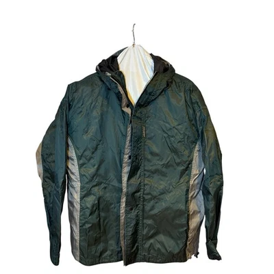 Chaqueta de Lluvia Stearns Dry Wear Adulto Hombre M Mediana Verde Empacable Capucha Cremallera Completa Foto 1 de 4