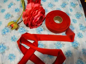 7mx3cm ,neuve tresse galon rouge =mercerie ancienne  chapeaux ,couture .... - Imagen 1 de 2