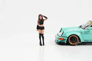 1:18 Figurine Car Salon Girls Rwb Tess Standing American Diorama Figurine 2 - Picture 1 of 3